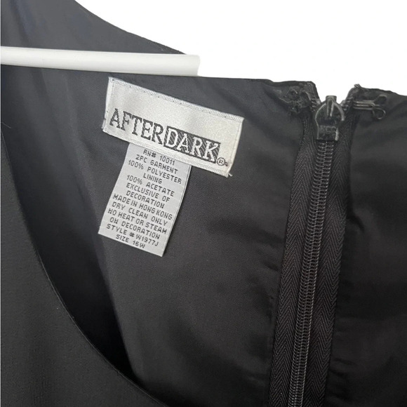 Vintage Black Beaded Gown 16W - Picture 4 of 4